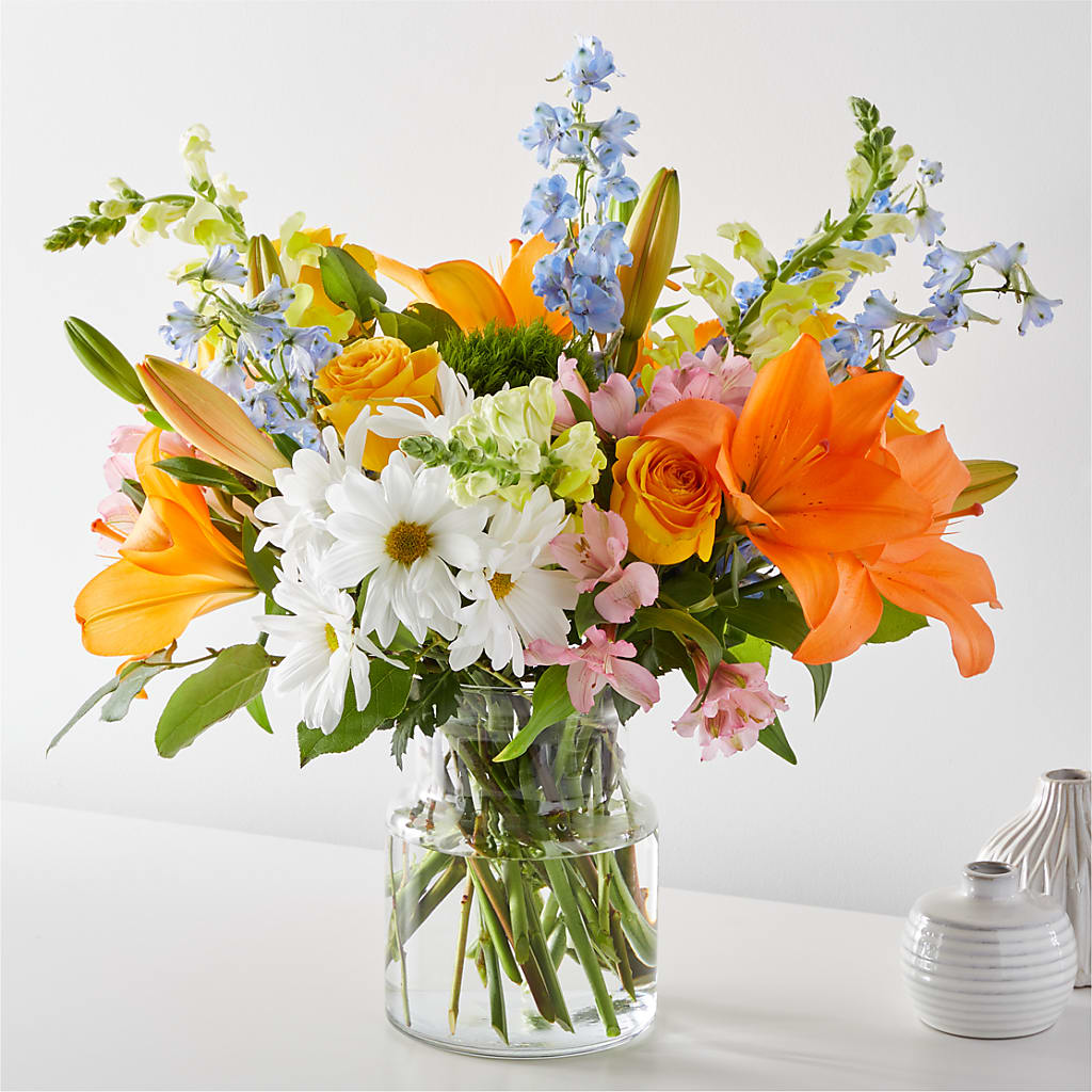 Sun Salutation Bouquet – Dynamic Flowers Of Royal Oak, Royal Oak MI