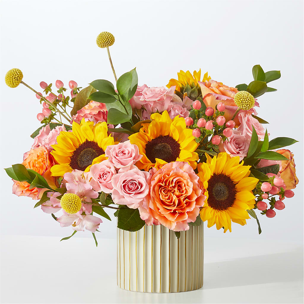 Sun's Out Bouquet – Dynamic Flowers Of Royal Oak, Royal Oak MI