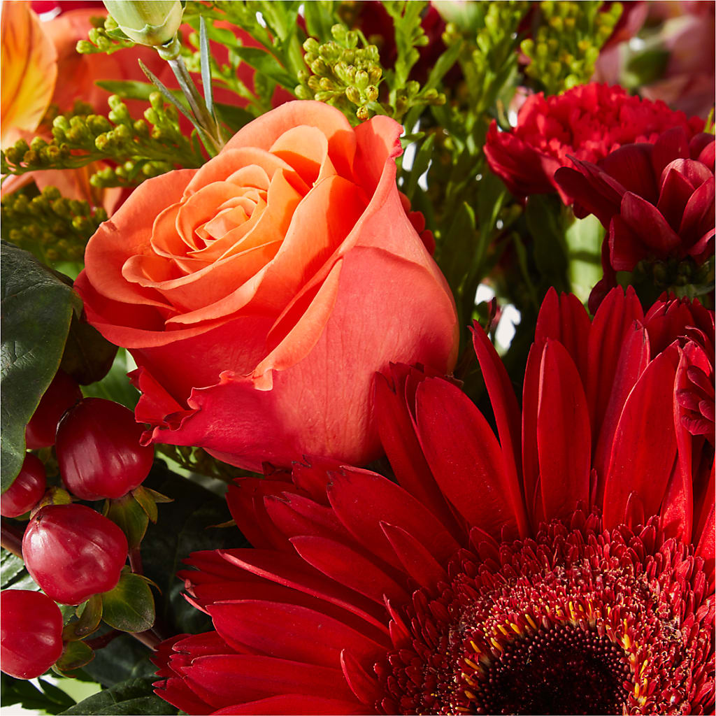Sweater Season - A Florist Original – Dynamic Flowers Of Royal Oak, Royal Oak MI
