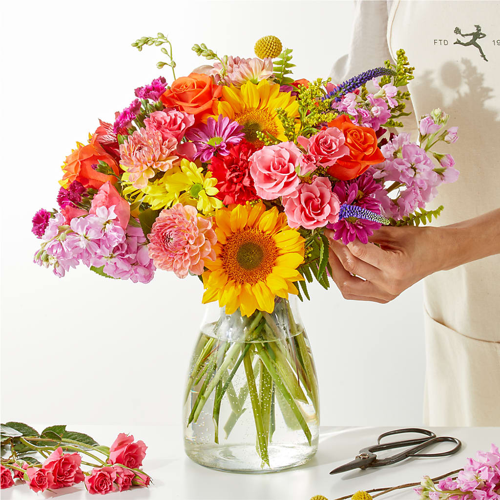 Cue the Confetti - A Florist Original – Dynamic Flowers Of Royal Oak, Royal Oak MI