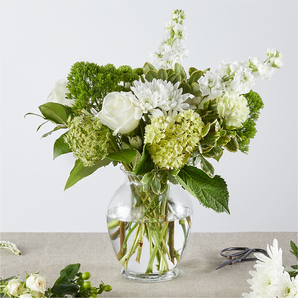 Irish Garden - A Florist Original – Dynamic Flowers Of Royal Oak, Royal Oak MI