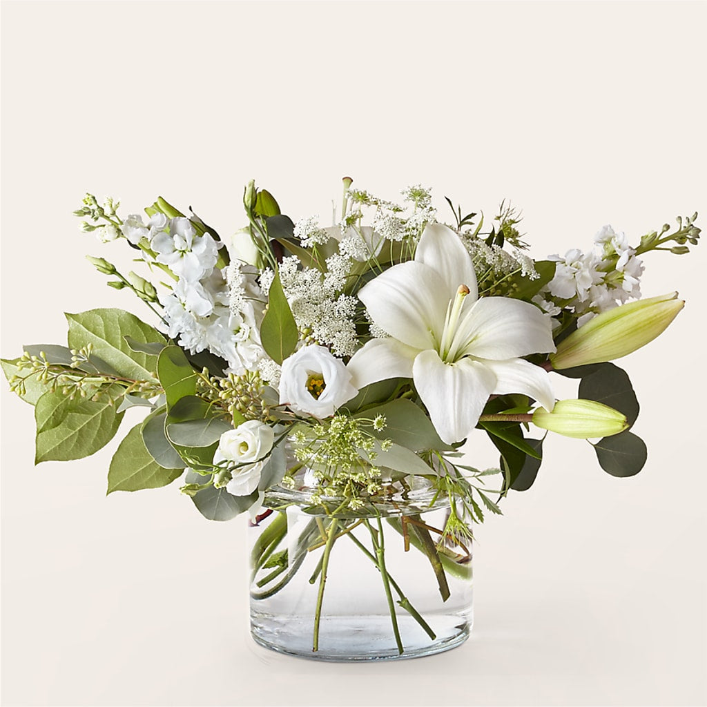 Alluring Elegance Bouquet – Dynamic Flowers Of Royal Oak, Royal Oak MI