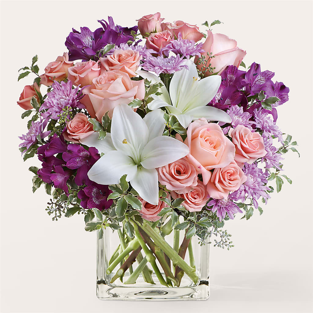 Mani Pedi Bouquet – Dynamic Flowers Of Royal Oak, Royal Oak MI