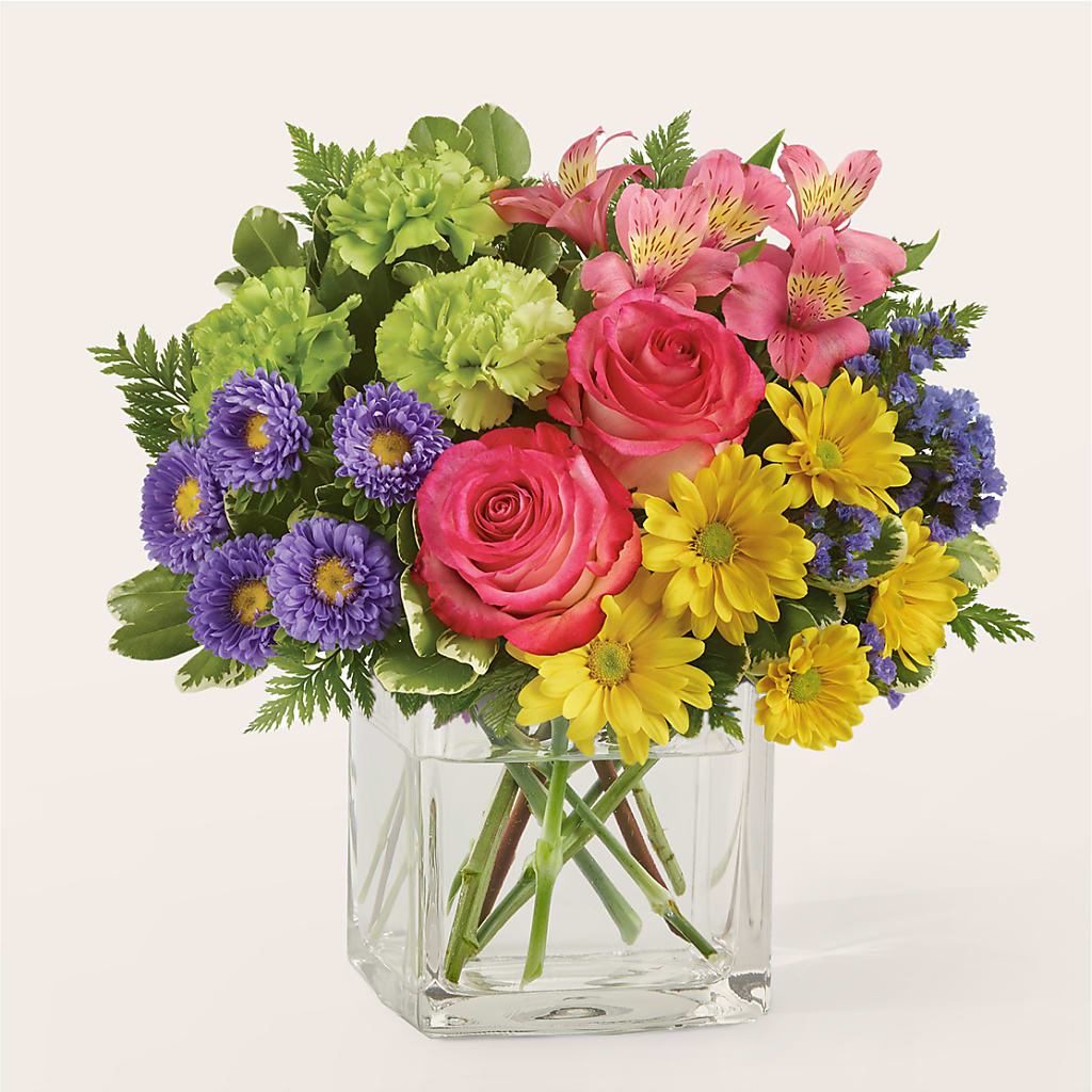 Candy Jar Bouquet – Dynamic Flowers Of Royal Oak, Royal Oak MI