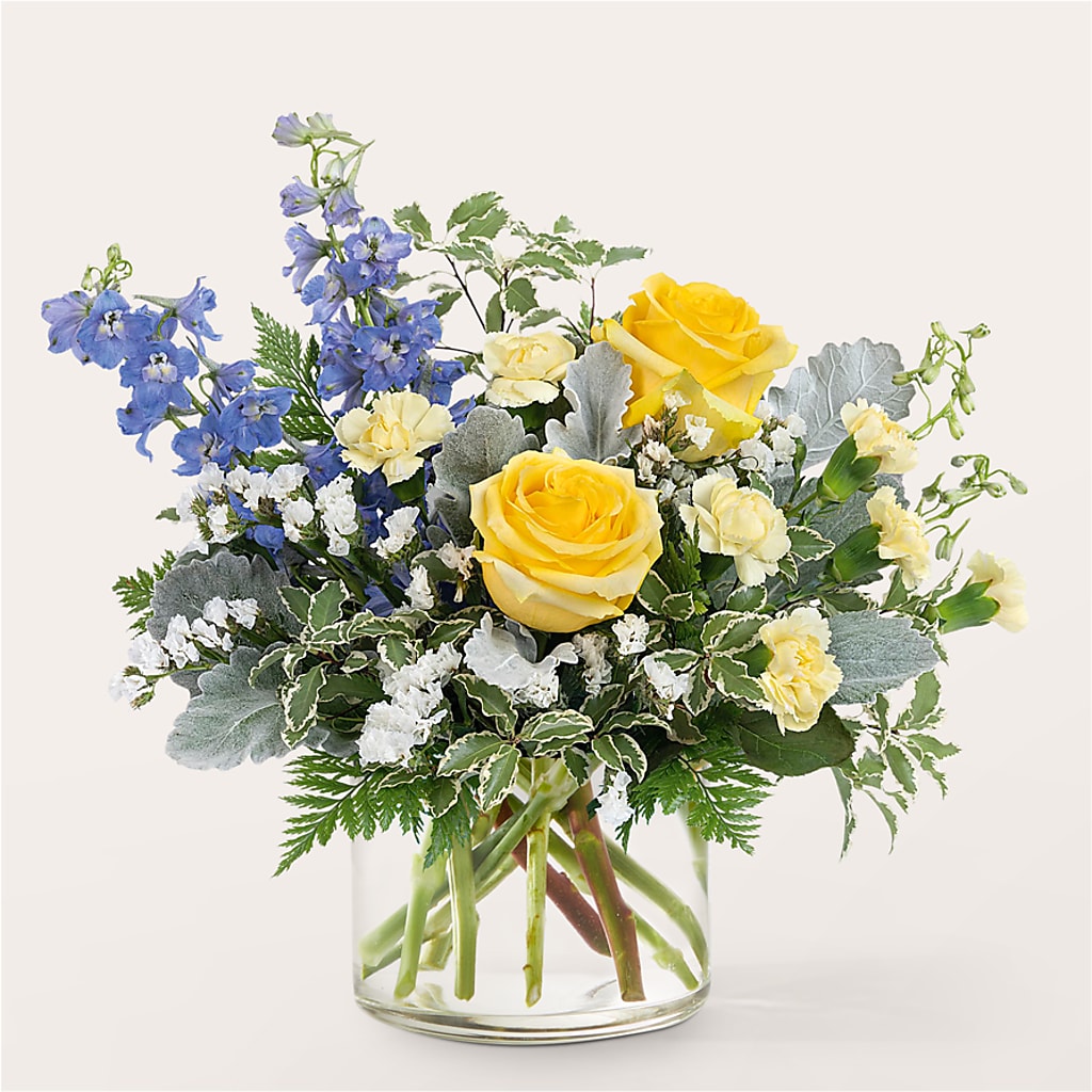 Butterfly Wings Bouquet – Dynamic Flowers Of Royal Oak, Royal Oak MI
