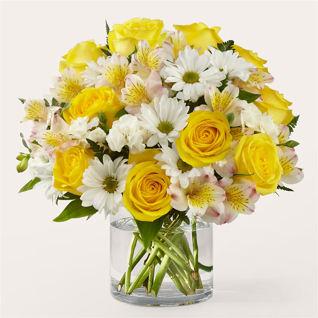 Gleeful Bouquet – Dynamic Flowers Of Royal Oak, Royal Oak MI