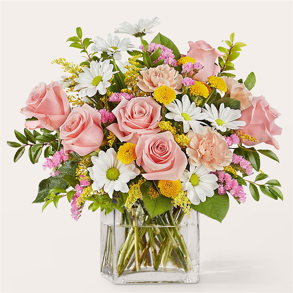 Country Cottage Bouquet – Dynamic Flowers Of Royal Oak, Royal Oak MI