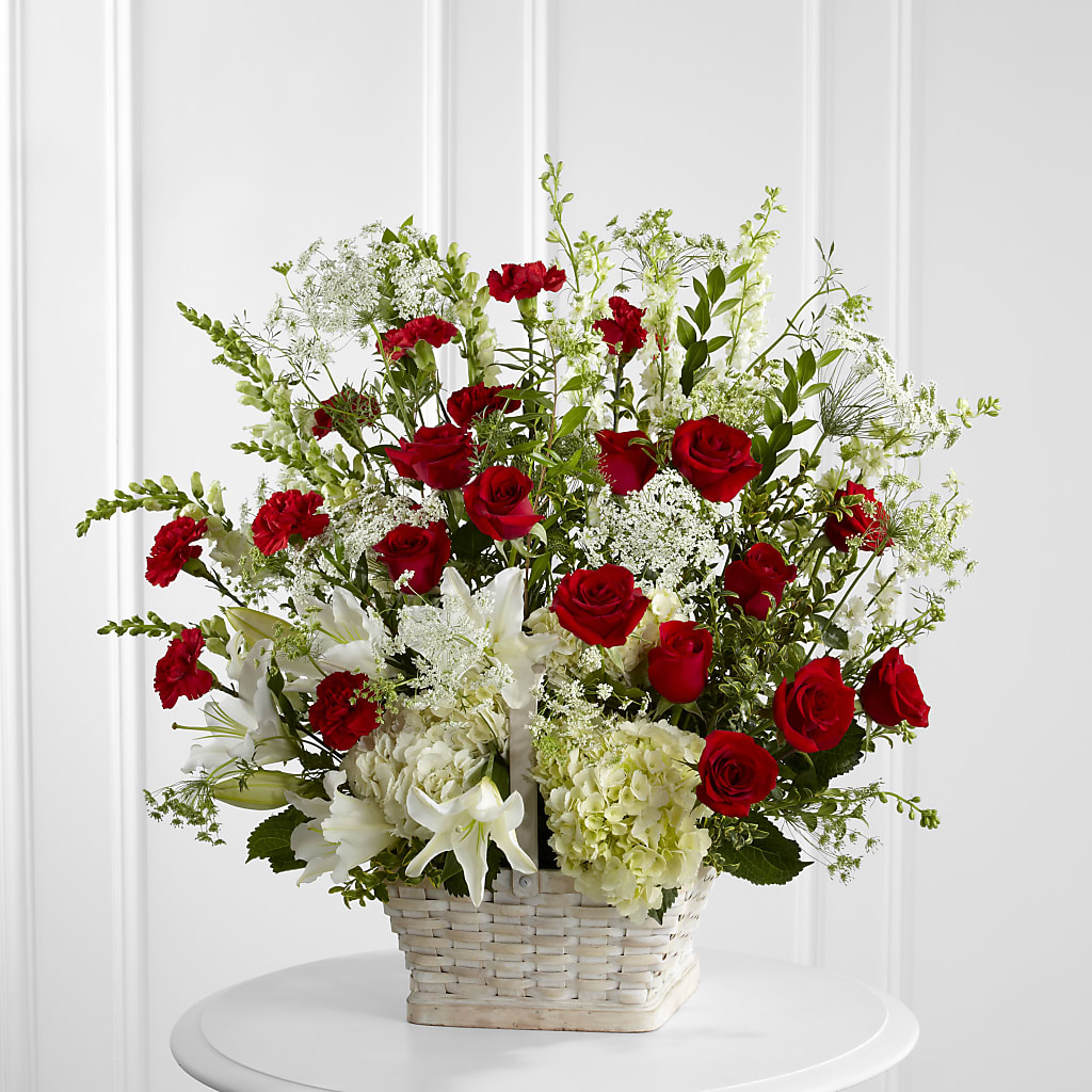In Loving Memory Arrangement – Dynamic Flowers Of Royal Oak, Royal Oak MI