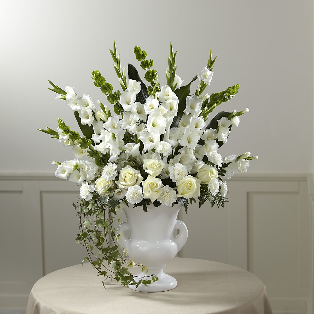 Fond Reflections Arrangement – Dynamic Flowers Of Royal Oak, Royal Oak MI