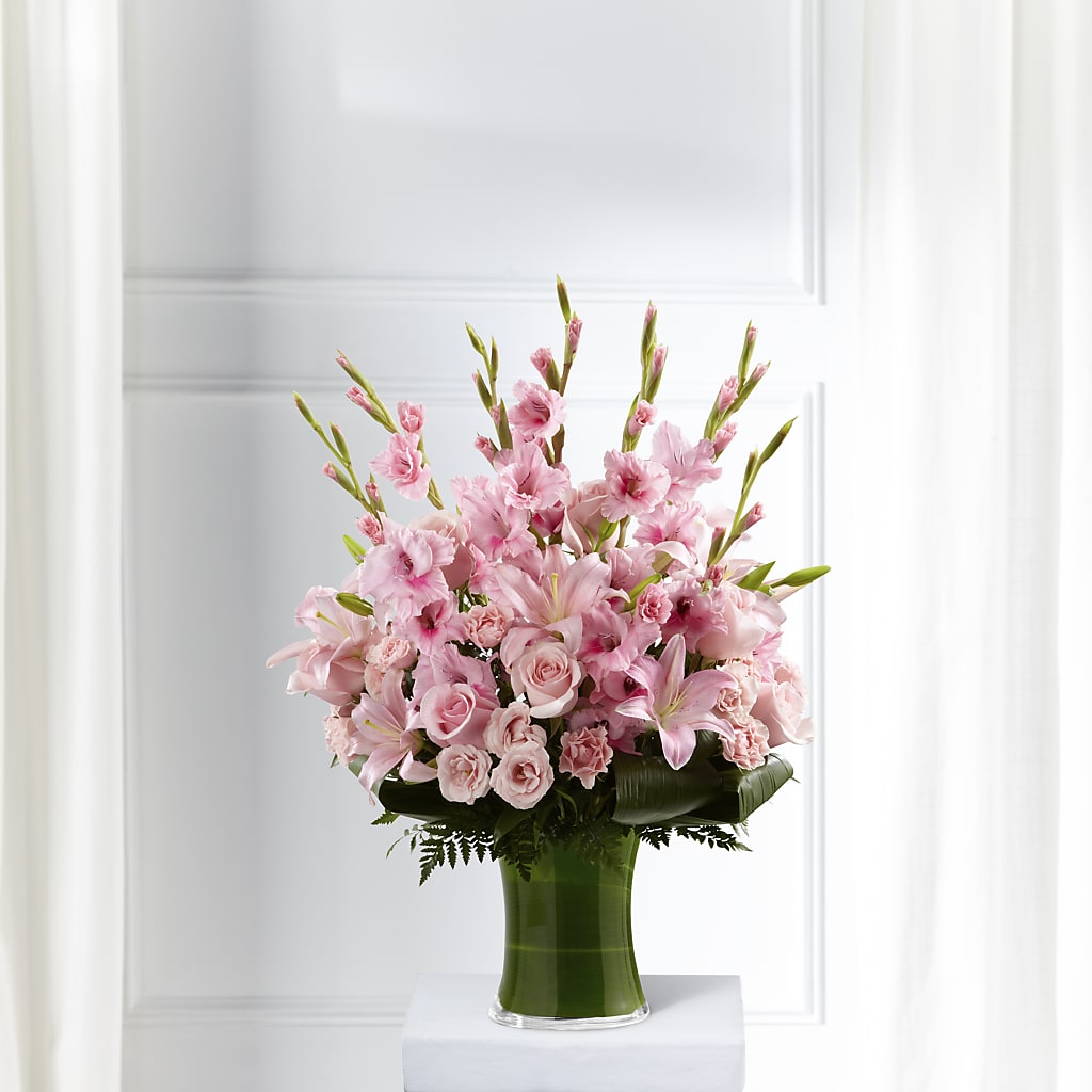 Lovely Tribute Bouquet – Dynamic Flowers Of Royal Oak, Royal Oak MI