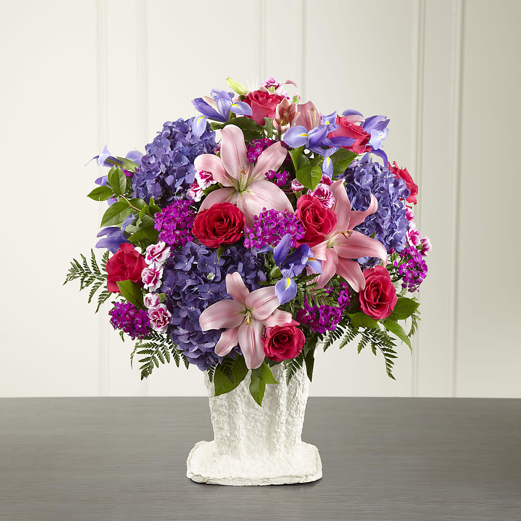 We Fondly Remember Arrangement – Dynamic Flowers Of Royal Oak, Royal Oak MI