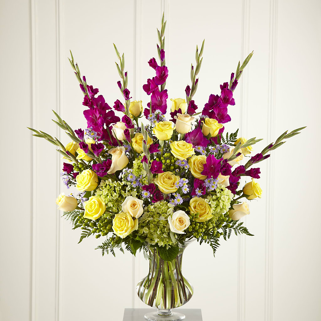 Loveliness Arrangement – Dynamic Flowers Of Royal Oak, Royal Oak MI