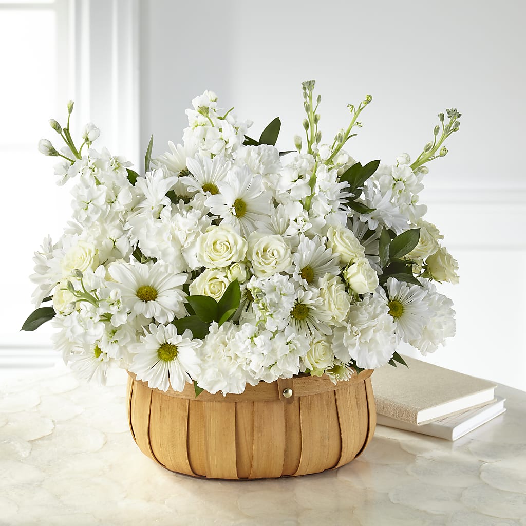 Graceful Garden Basket – Dynamic Flowers Of Royal Oak, Royal Oak MI