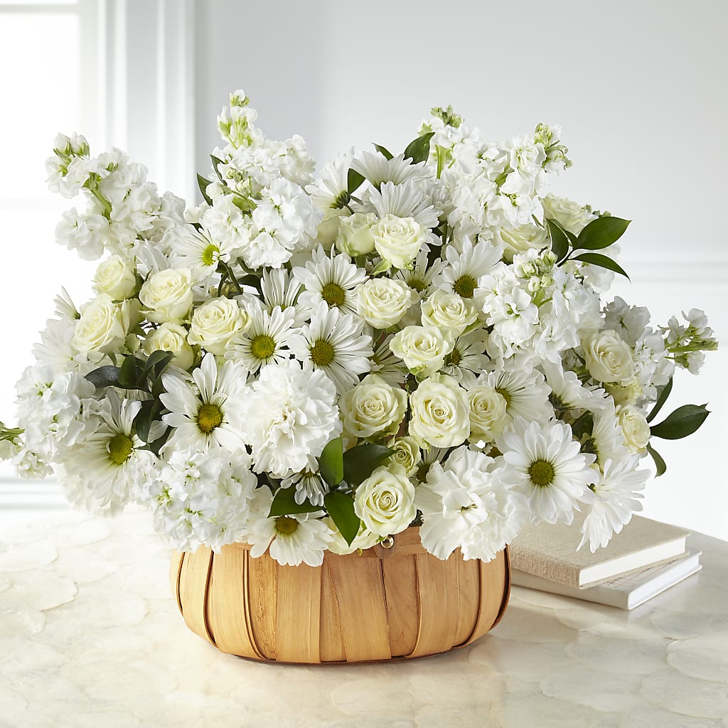 Graceful Garden Basket – Dynamic Flowers Of Royal Oak, Royal Oak MI