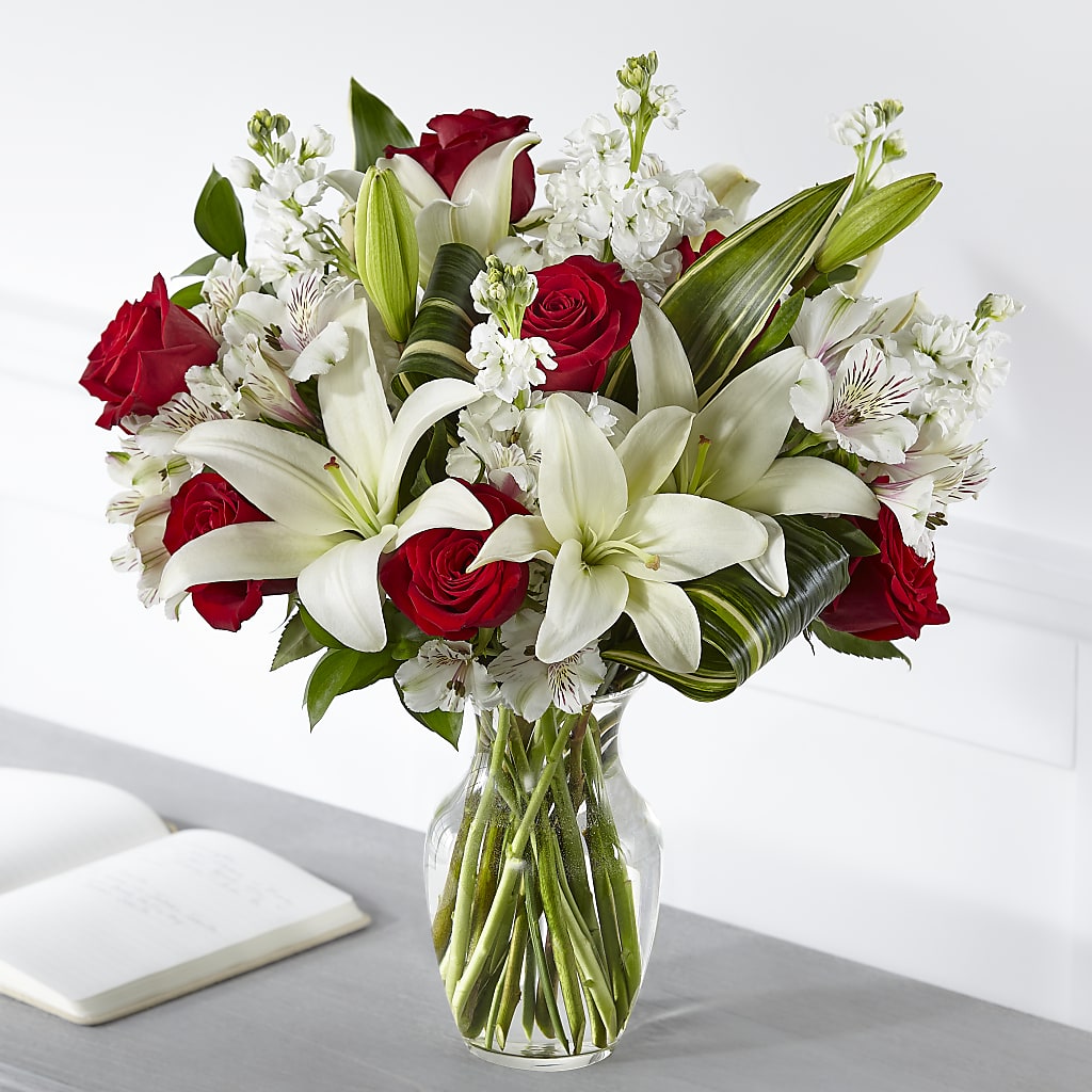 Loving Respect Bouquet – Dynamic Flowers Of Royal Oak, Royal Oak MI