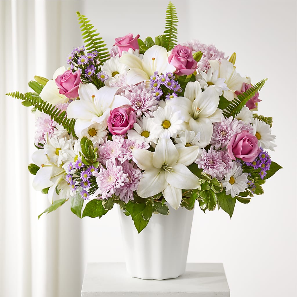 Warmest Thoughts Tabletop Basket – Dynamic Flowers Of Royal Oak, Royal Oak MI