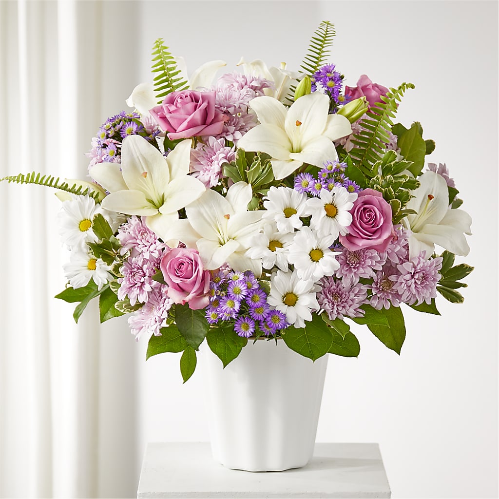 Warmest Thoughts Tabletop Basket – Dynamic Flowers Of Royal Oak, Royal Oak MI