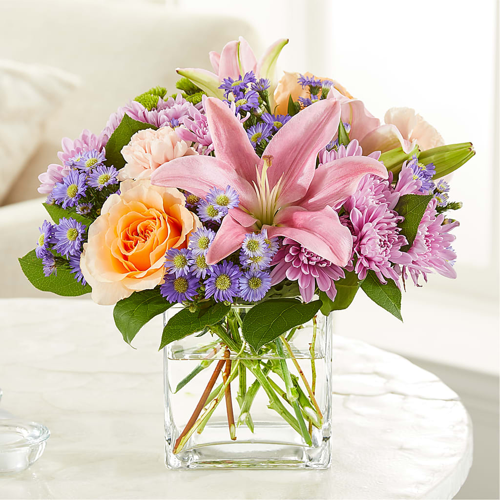 Delicate Details Bouquet – Dynamic Flowers Of Royal Oak, Royal Oak MI