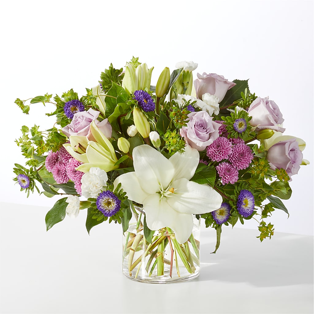 April Showers Bouquet – Dynamic Flowers Of Royal Oak, Royal Oak MI