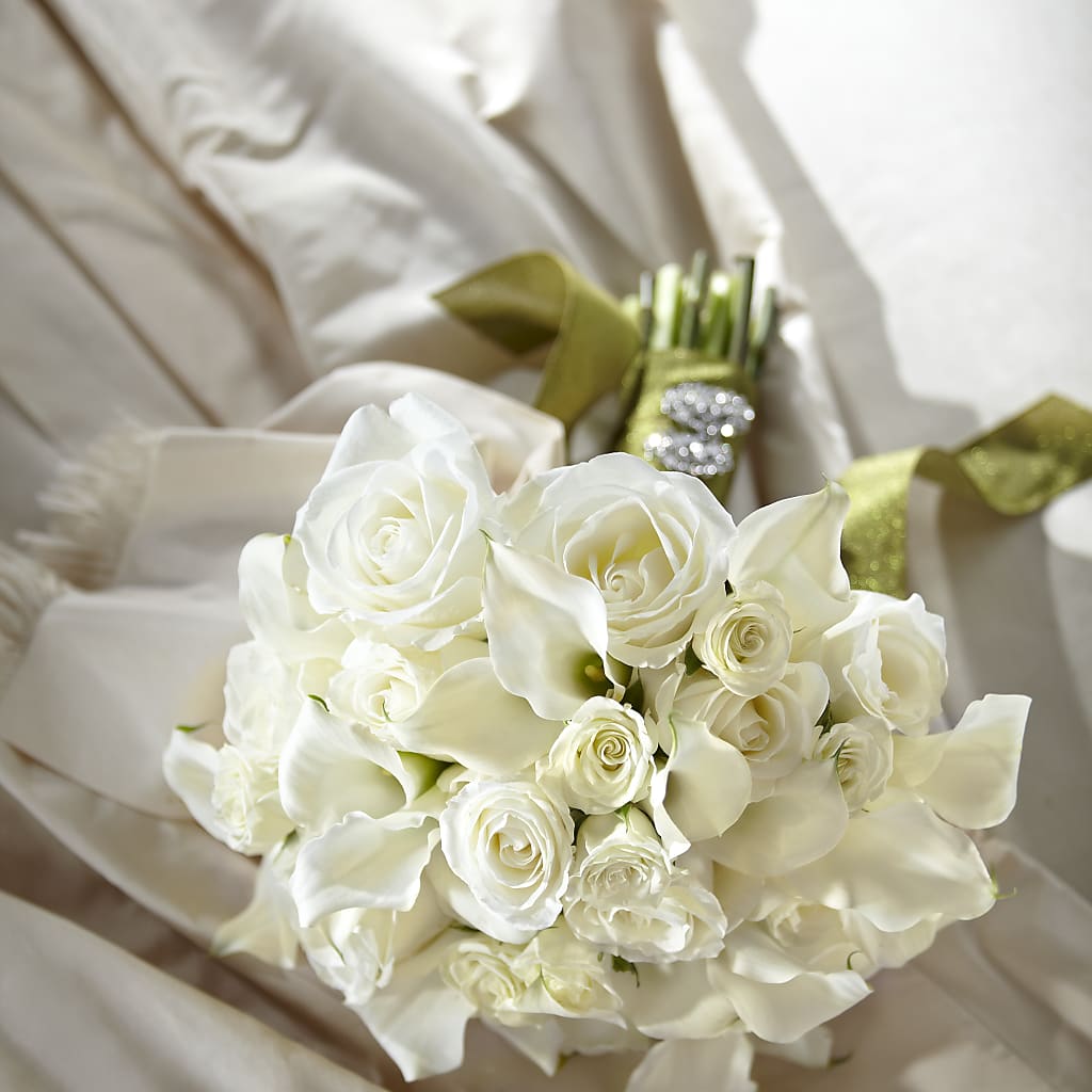 Serene Highness Bouquet – Dynamic Flowers Of Royal Oak, Royal Oak MI