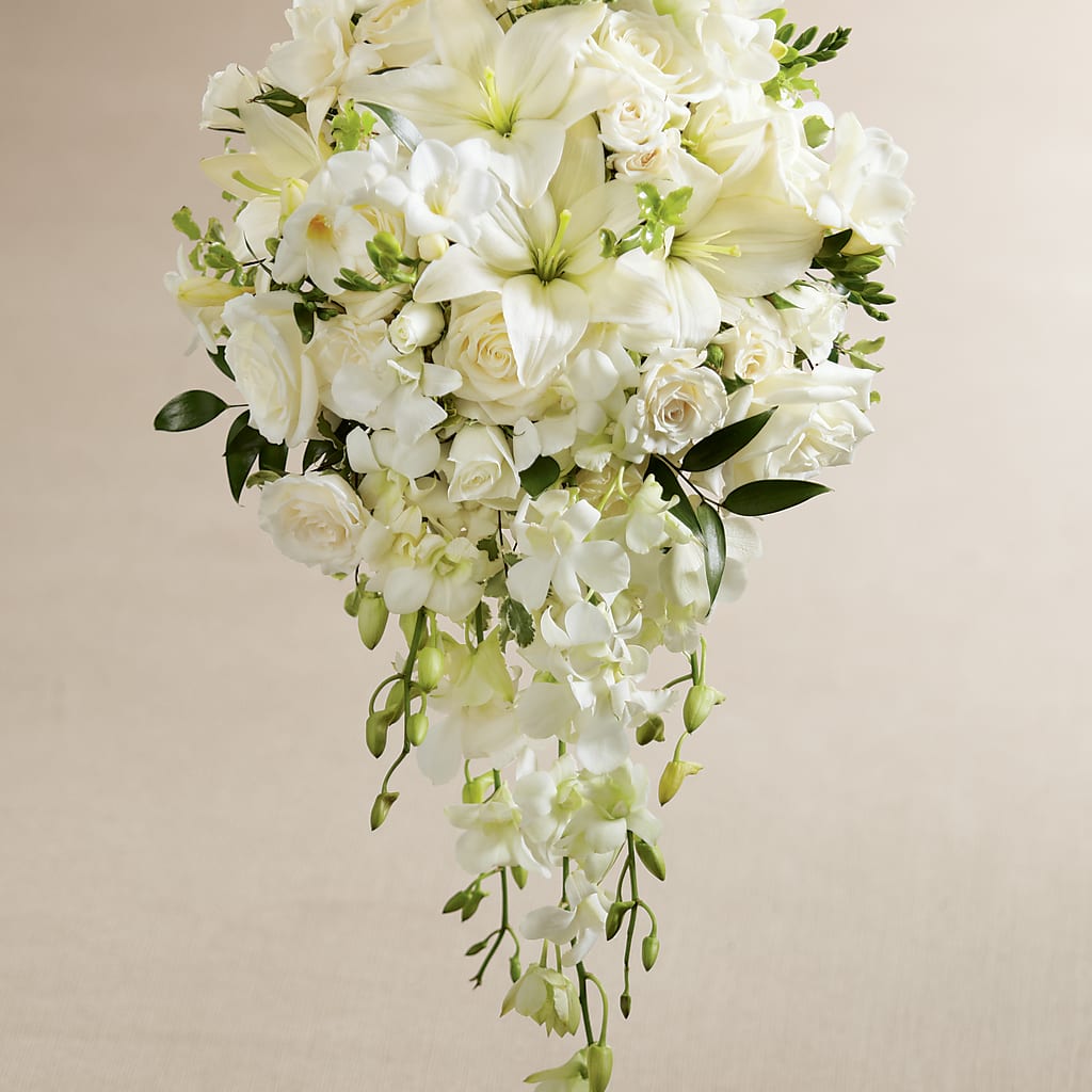 White Wonders Bouquet – Dynamic Flowers Of Royal Oak, Royal Oak MI