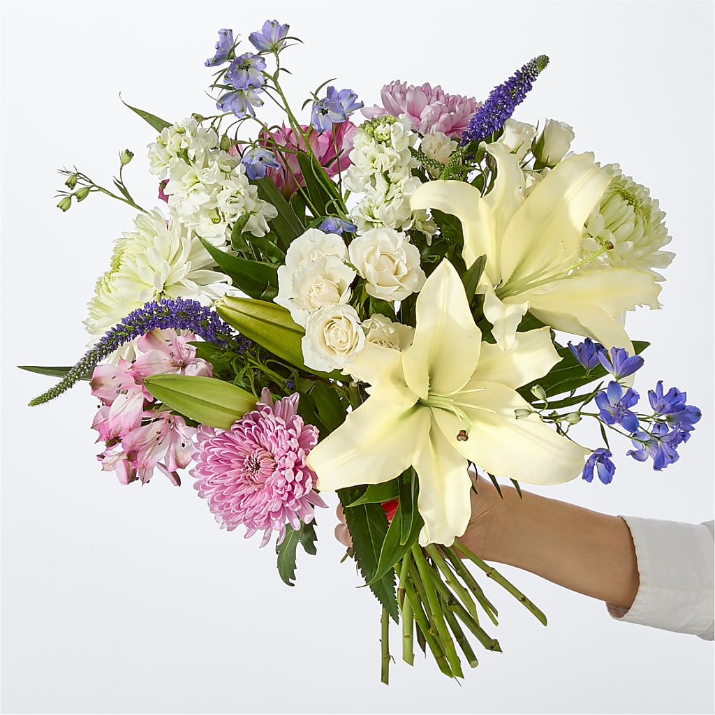 Winter Celebration Bouquet –  Dynamic Flowers Of Royal Oak, Royal Oak MI