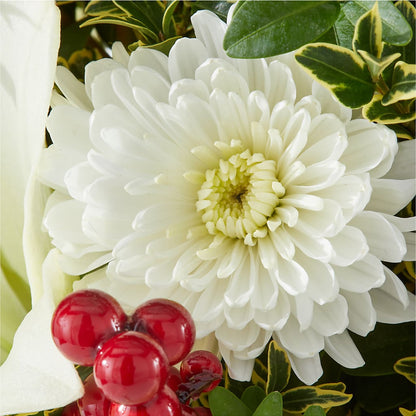 Festive Moments Tree –  Dynamic Flowers Of Royal Oak, Royal Oak MI