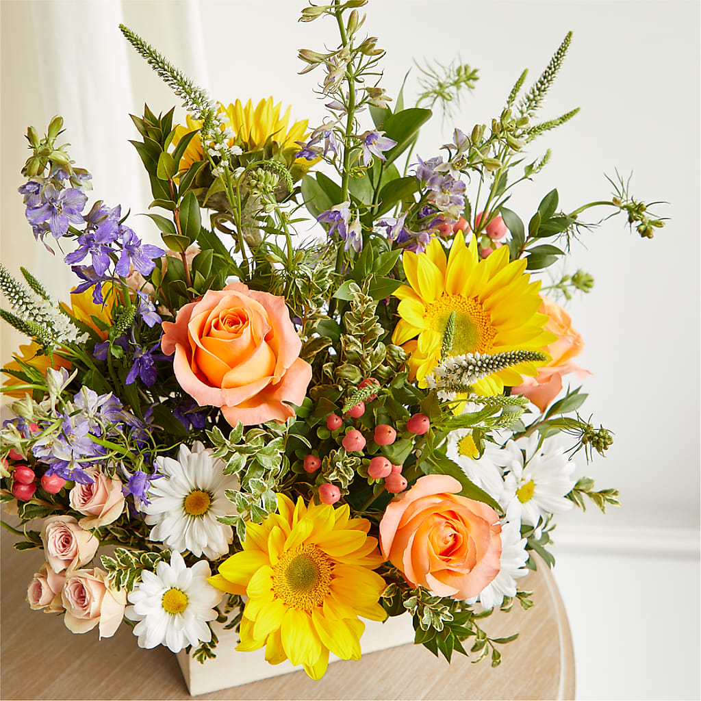 The Good Life Bouquet –  Dynamic Flowers Of Royal Oak, Royal Oak MI