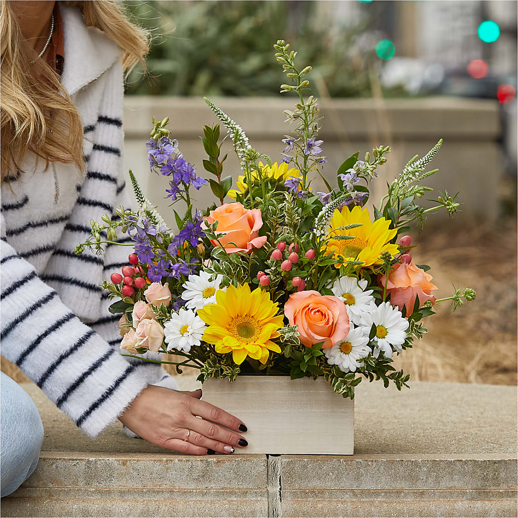 The Good Life Bouquet –  Dynamic Flowers Of Royal Oak, Royal Oak MI