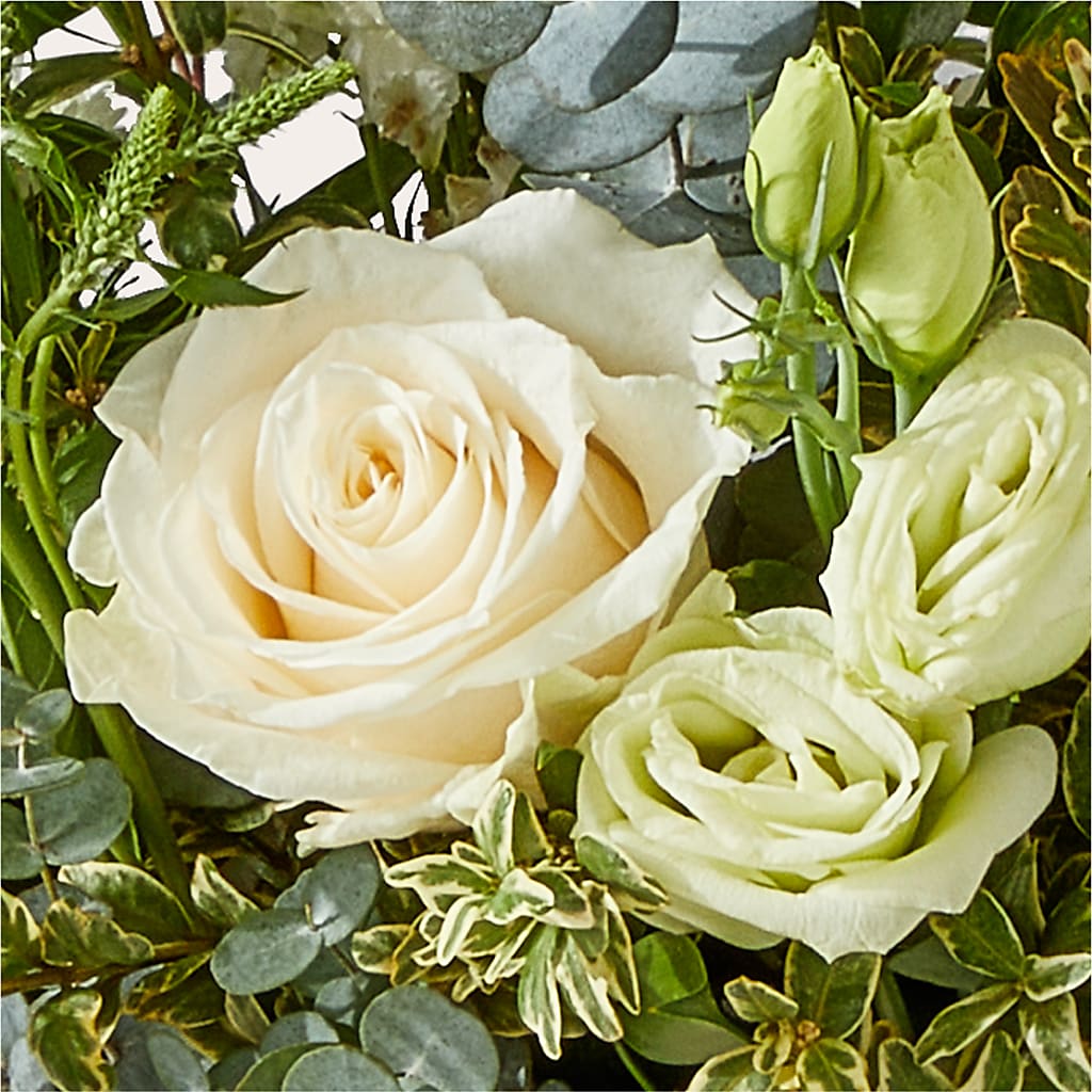 Cashmere Bouquet –  Dynamic Flowers Of Royal Oak, Royal Oak MI