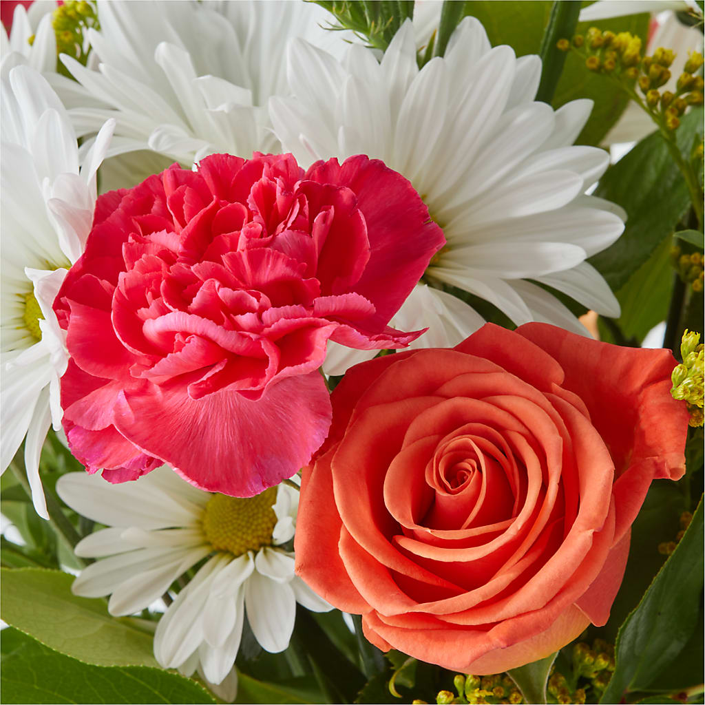 Oopsie Daisy Bouquet –  Dynamic Flowers Of Royal Oak, Royal Oak MI