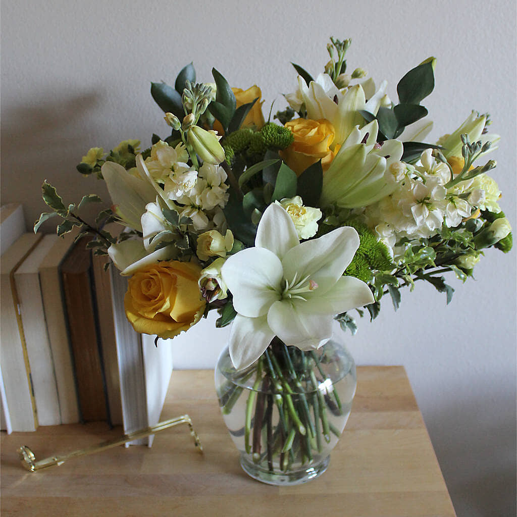Hope & Serenity Bouquet –  Dynamic Flowers Of Royal Oak, Royal Oak MI