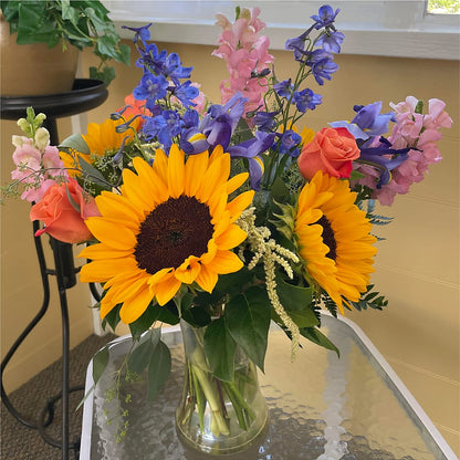 Rays of Life Bouquet –  Dynamic Flowers Of Royal Oak, Royal Oak MI