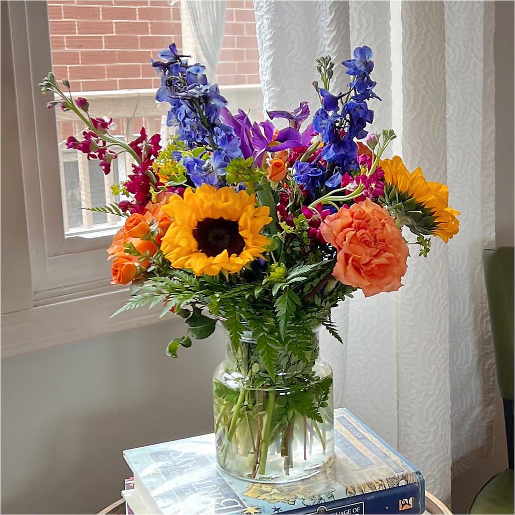 Rays of Life Bouquet –  Dynamic Flowers Of Royal Oak, Royal Oak MI