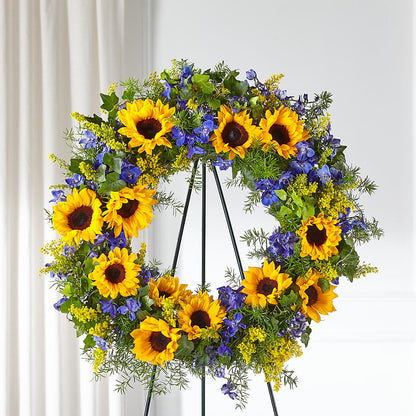 Bright Rays Wreath –  Dynamic Flowers Of Royal Oak, Royal Oak MI