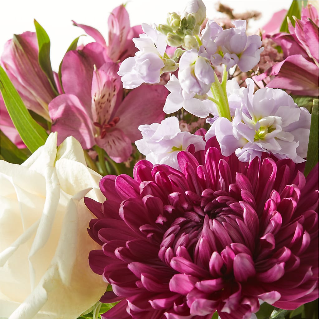 Amethyst Dreams Bouquet –  Dynamic Flowers Of Royal Oak, Royal Oak MI