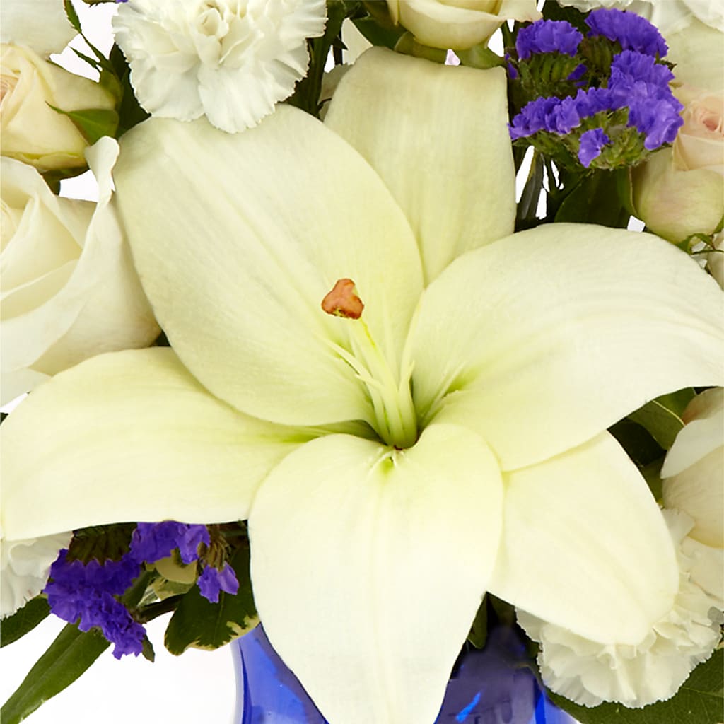 Sapphire Rush Bouquet –  Dynamic Flowers Of Royal Oak, Royal Oak MI