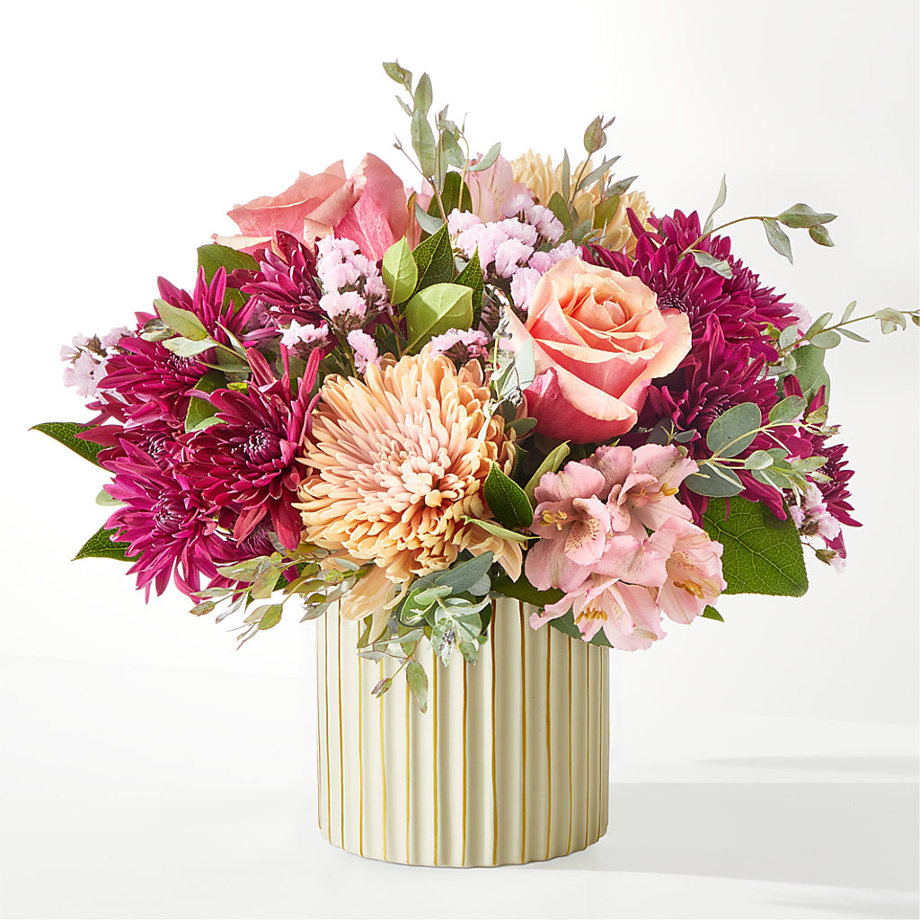 Berry Cobbler Bouquet with Ivory Vase –  Dynamic Flowers Of Royal Oak, Royal Oak MI
