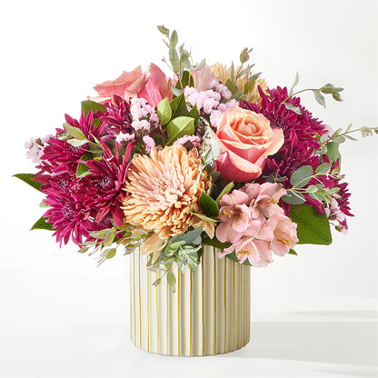 Berry Cobbler Bouquet with Ivory Vase –  Dynamic Flowers Of Royal Oak, Royal Oak MI