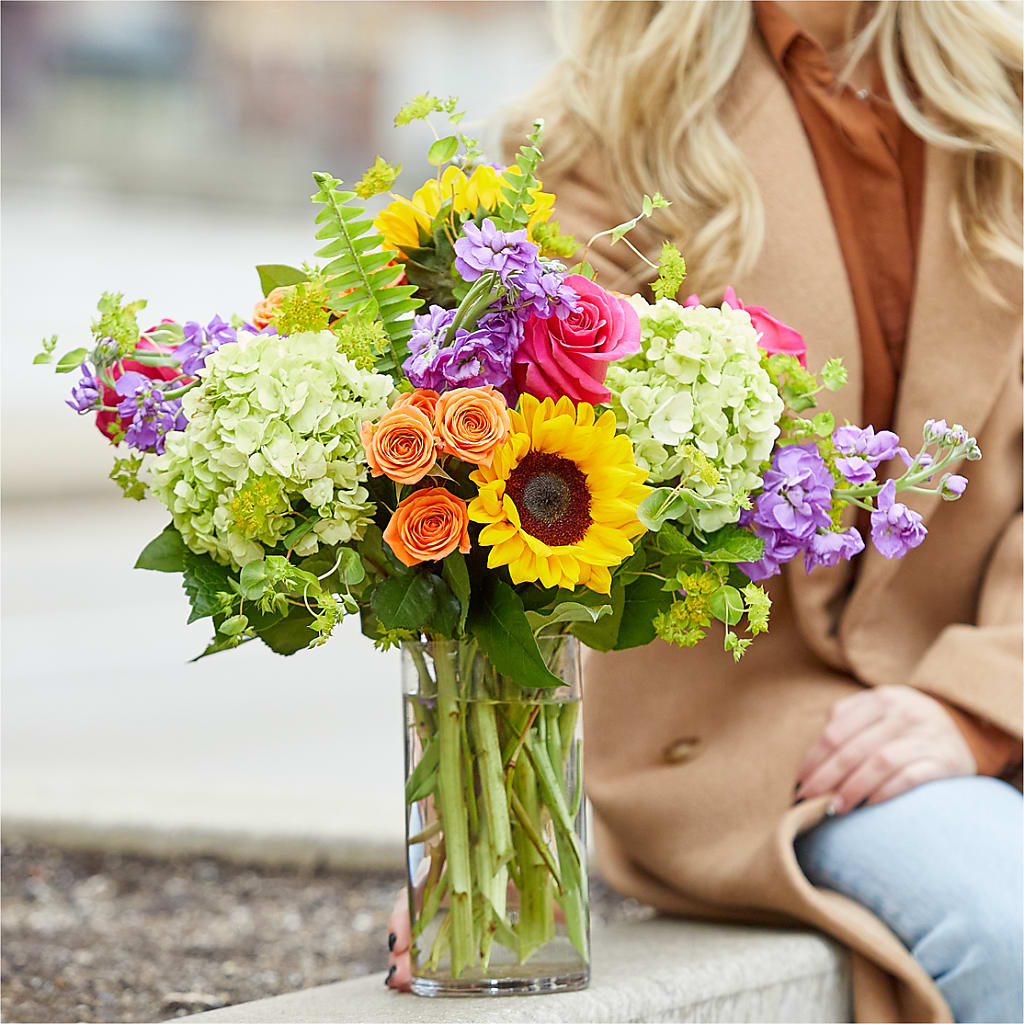 Vibrant Greetings Bouquet –  Dynamic Flowers Of Royal Oak, Royal Oak MI