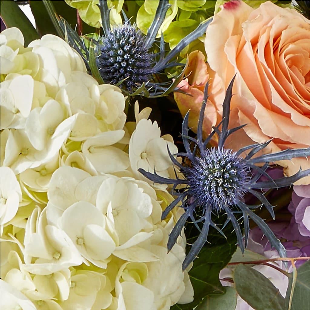 Porch Swing Bouquet –  Dynamic Flowers Of Royal Oak, Royal Oak MI