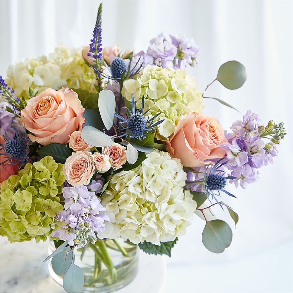 Porch Swing Bouquet –  Dynamic Flowers Of Royal Oak, Royal Oak MI