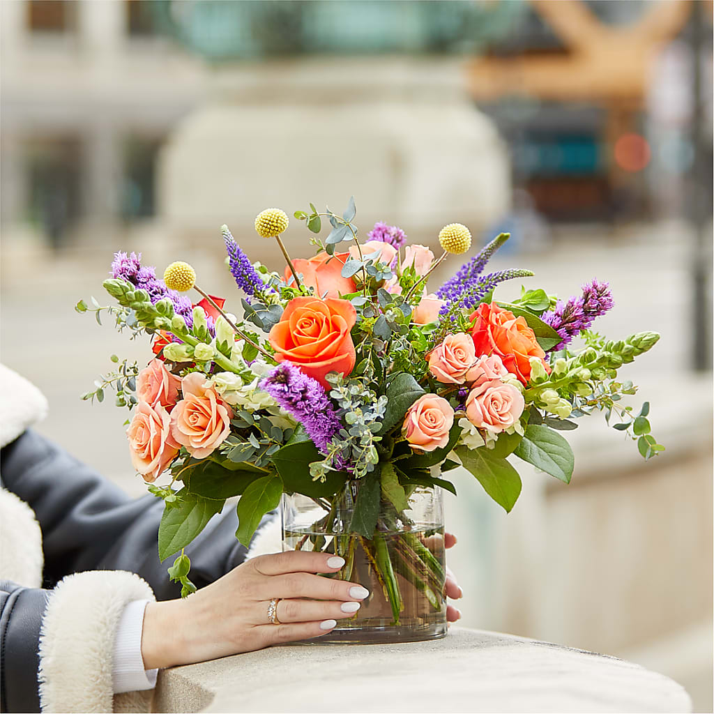 The Standout Bouquet –  Dynamic Flowers Of Royal Oak, Royal Oak MI