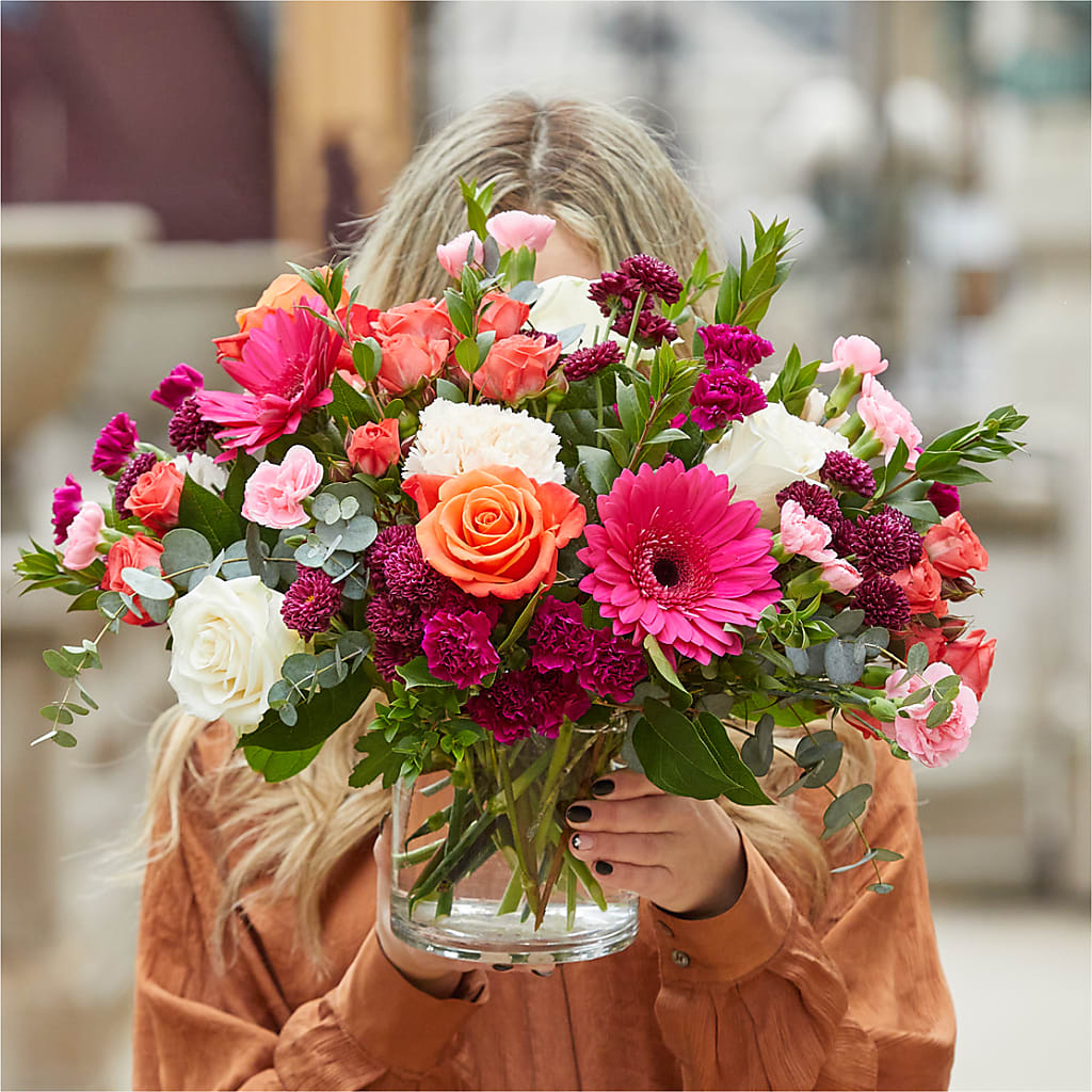 Smell the Roses Bouquet –  Dynamic Flowers Of Royal Oak, Royal Oak MI