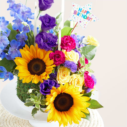 Star of the Day Floral Cake –  Dynamic Flowers Of Royal Oak, Royal Oak MI